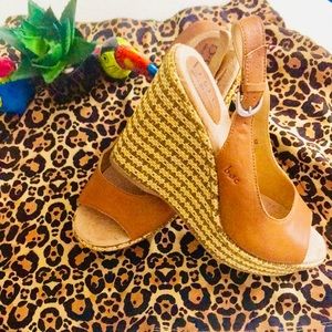 EUC b.o.c Camel Leather Woven Wedge Sz 8